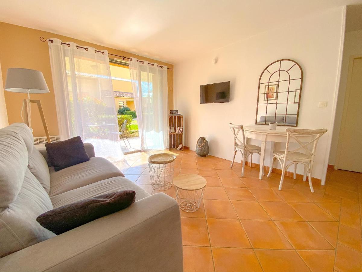Appartement Cosy Pour Un Sejour Bien-Etre Climatise Saumane-de-Vaucluse Exterior photo