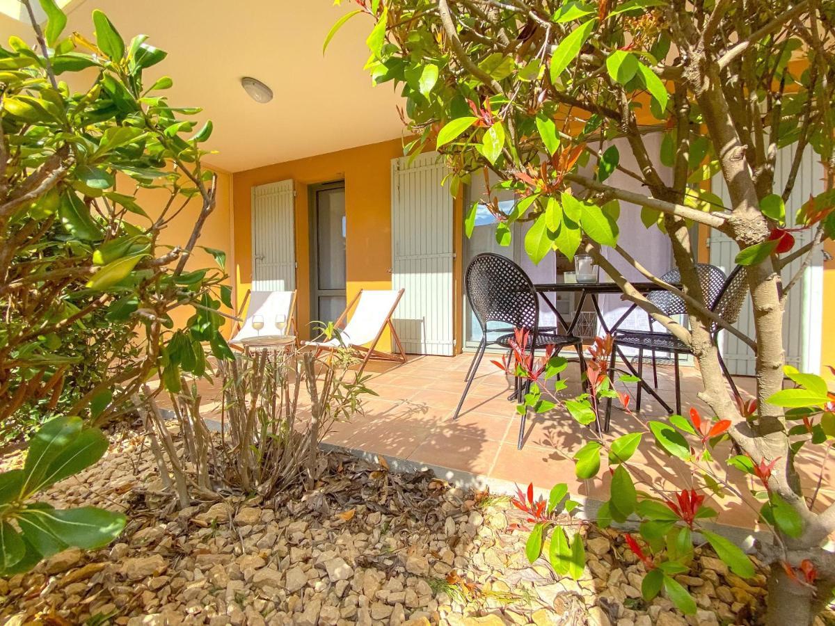 Appartement Cosy Pour Un Sejour Bien-Etre Climatise Saumane-de-Vaucluse Exterior photo