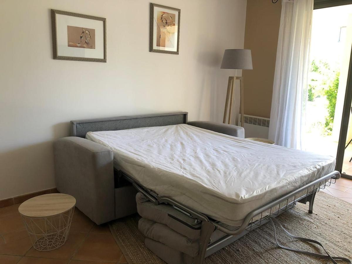Appartement Cosy Pour Un Sejour Bien-Etre Climatise Saumane-de-Vaucluse Exterior photo