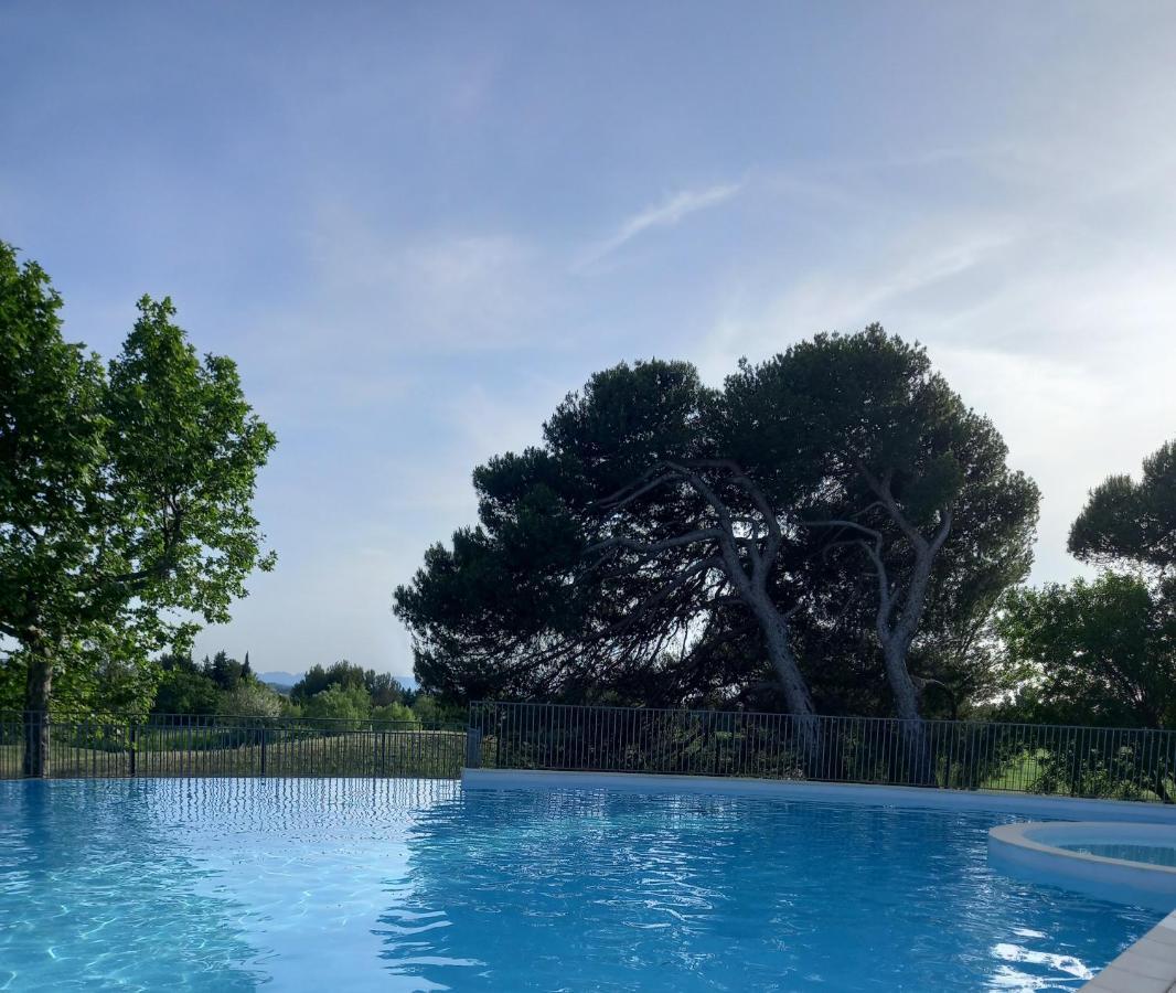Appartement Cosy Pour Un Sejour Bien-Etre Climatise Saumane-de-Vaucluse Exterior photo