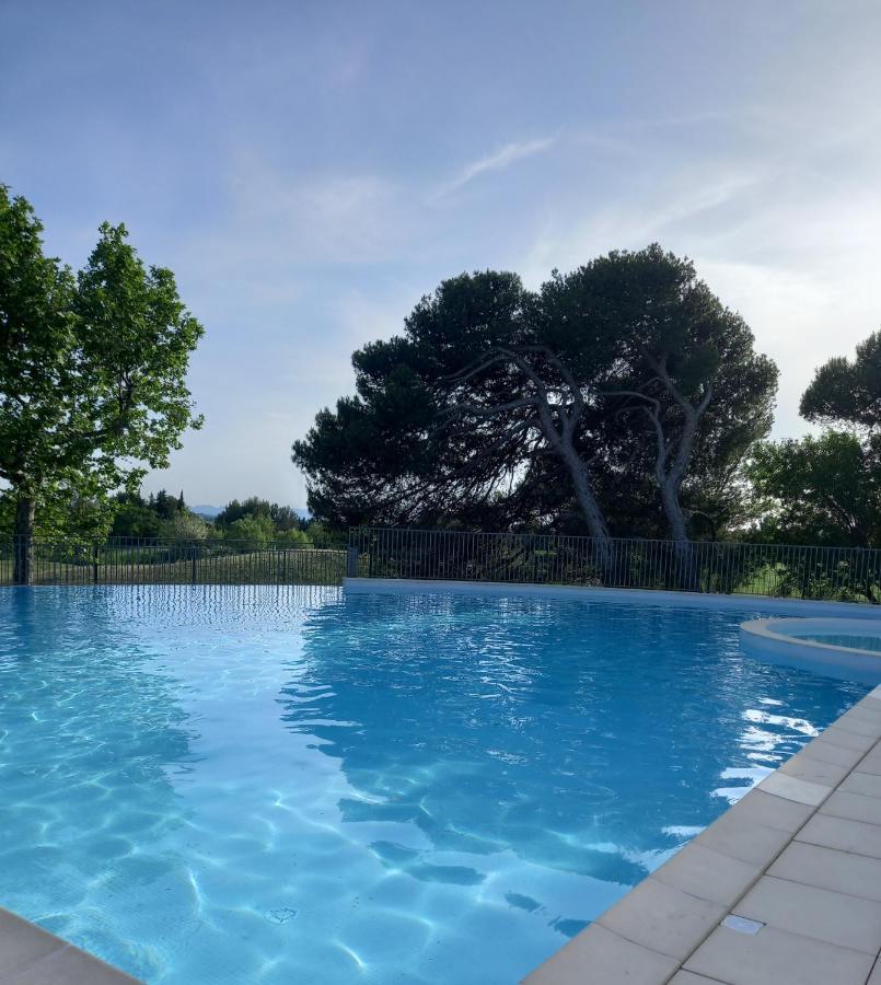 Appartement Cosy Pour Un Sejour Bien-Etre Climatise Saumane-de-Vaucluse Exterior photo